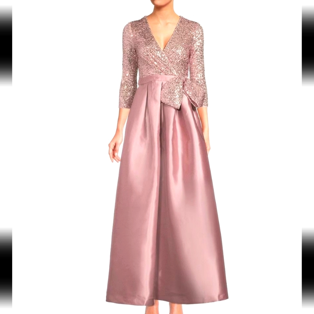 Eliza J l Sequin V-neck evening gown with large bow l Sz 6 l Rosé color